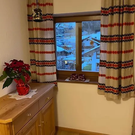 Holiday home In Lengdorf Near Slopes, Cleaning Included Niedernsill